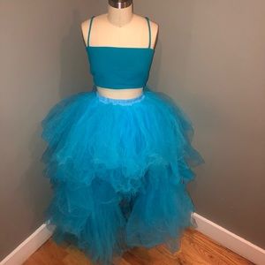 Oyemwen Skirts - Tiered Tulle Maxi Skirt Oyemwen Skirts - Tiered Tulle Maxi Skirt